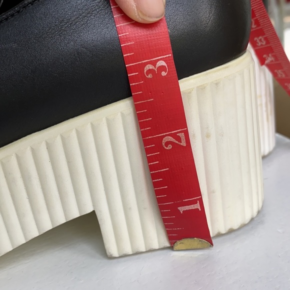 Shelly’s London shoes - Picture 9 of 13